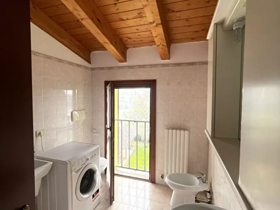 Immagine 13 di Appartamento in vendita  a Motteggiana