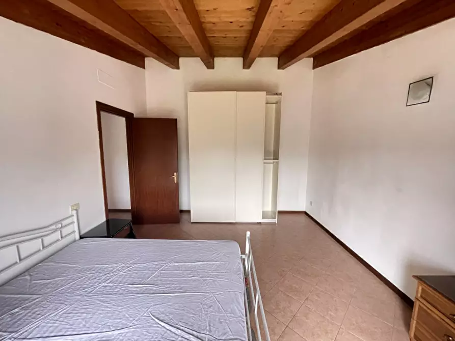 Immagine 18 di Appartamento in vendita  a Motteggiana