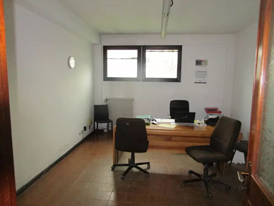 Immagine 4 di Capannone industriale in affitto  in Via Luigi Pierobon a Limena