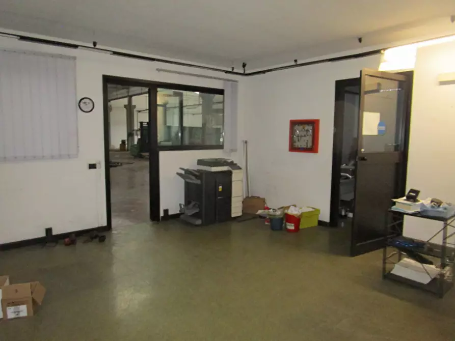 Immagine 6 di Capannone industriale in affitto  in Via Luigi Pierobon a Limena