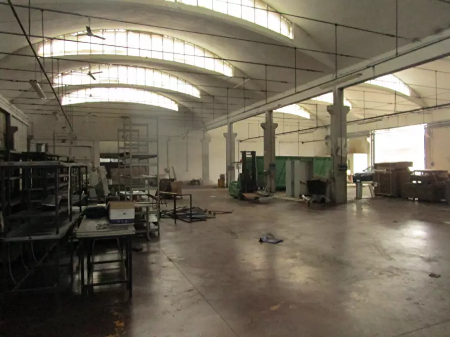 Immagine 7 di Capannone industriale in affitto  in Via Luigi Pierobon a Limena