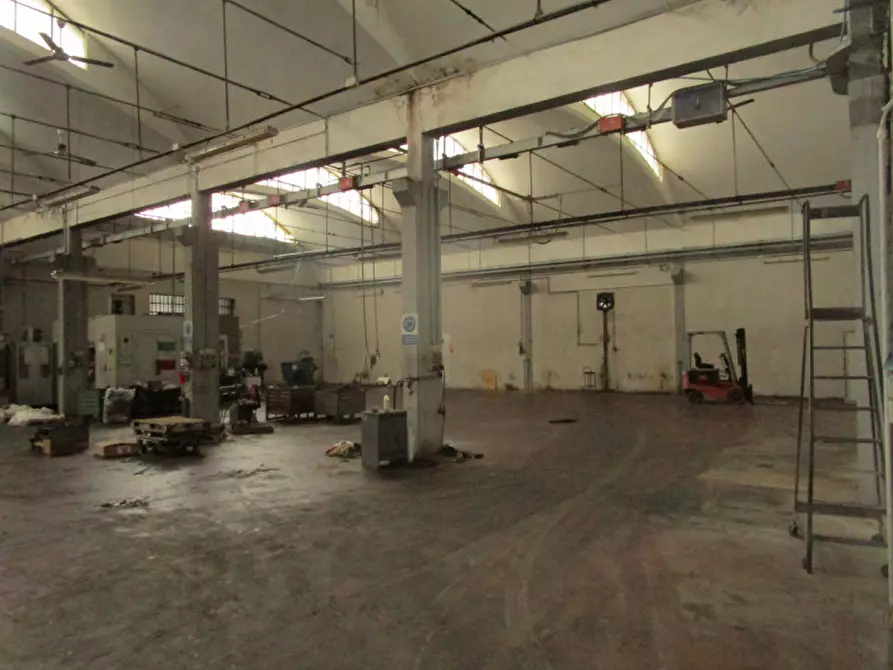 Immagine 9 di Capannone industriale in affitto  in Via Luigi Pierobon a Limena