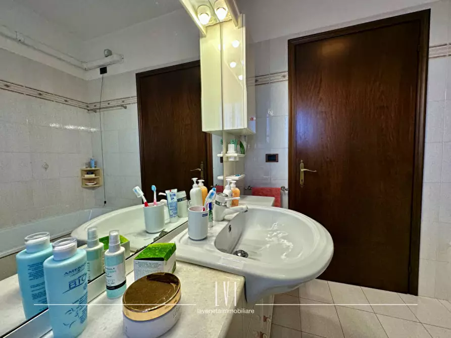 Immagine 25 di Casa bifamiliare in vendita  in Via Giuseppe Mazzini 13 a Caorle