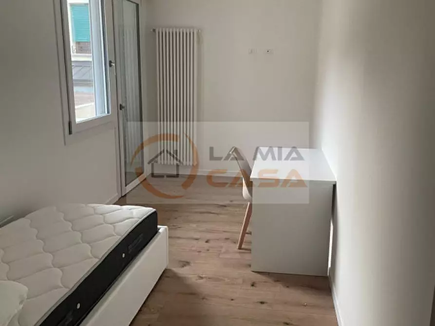 Immagine 8 di Camera in affitto  in Via Cavour a Legnaro