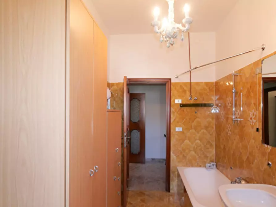 Immagine 34 di Villa in vendita  in contrada colle di giogo a Moscufo