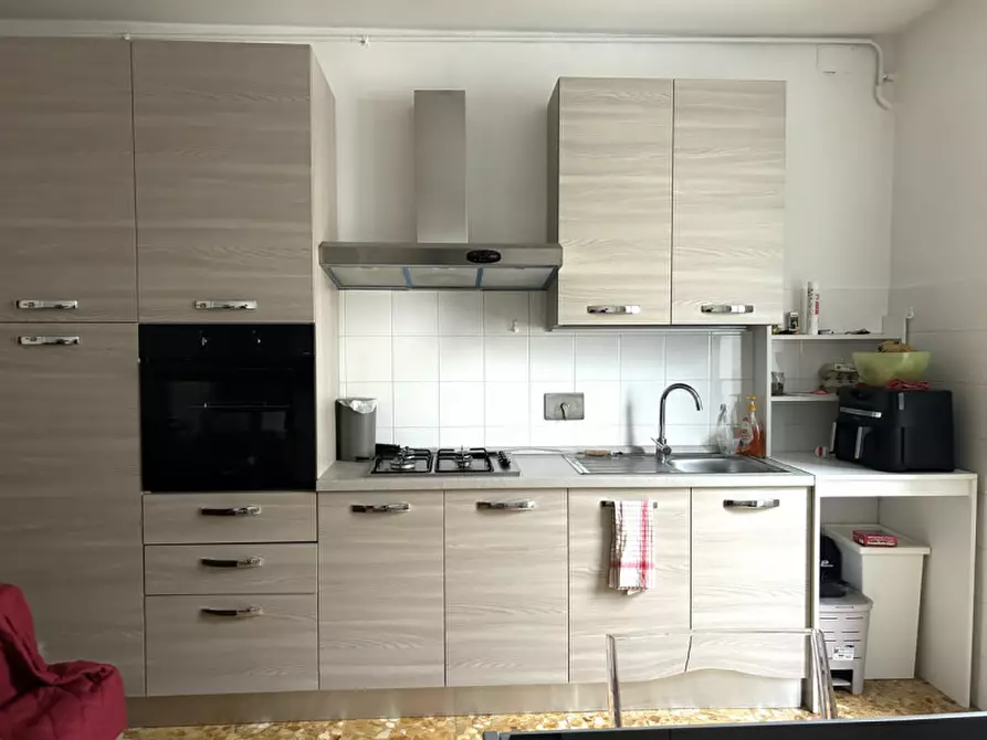 Immagine 4 di Appartamento in affitto  in Piazza Barbieri a Pinerolo