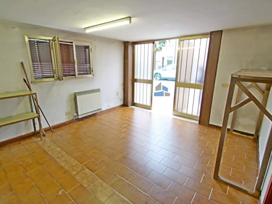 Immagine 6 di Appartamento in vendita  in Via Puccini a Salzano