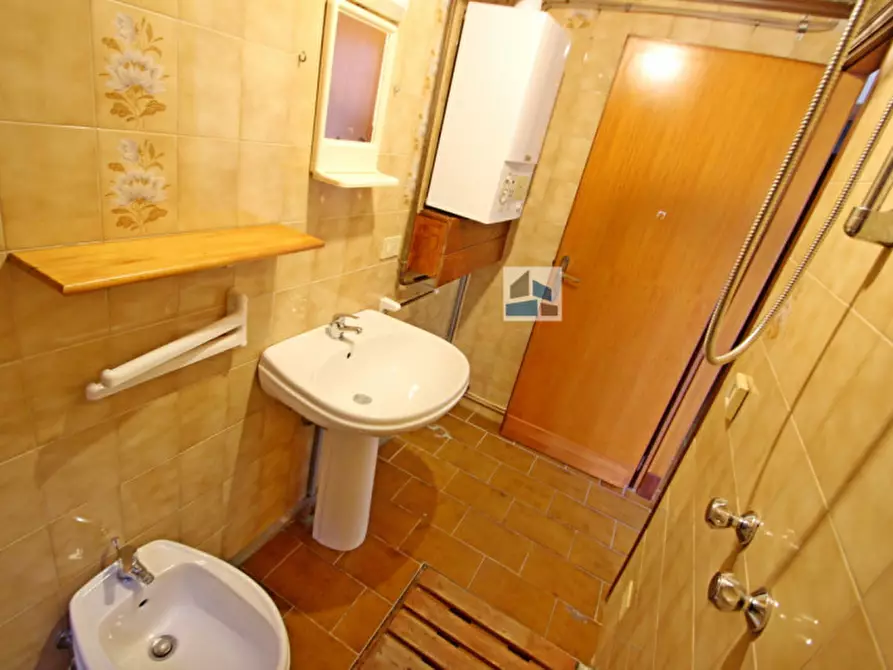 Immagine 9 di Appartamento in vendita  in Via Puccini a Salzano