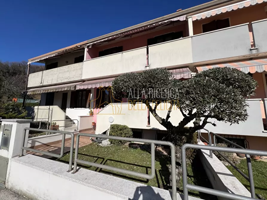 Immagine 5 di Villetta a schiera in vendita  in Via Resistenza 7 a Torrebelvicino