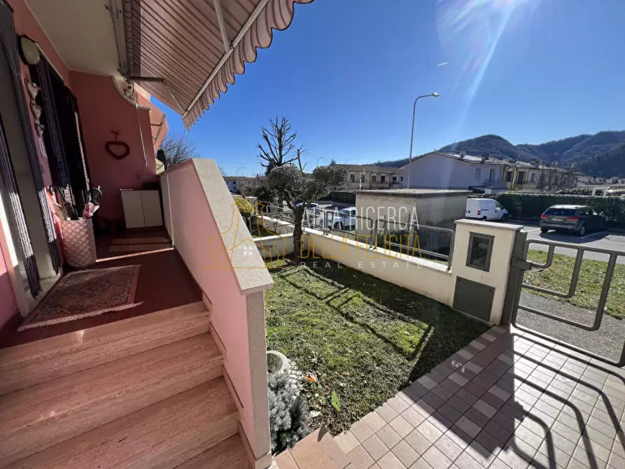 Immagine 8 di Villetta a schiera in vendita  in Via Resistenza 7 a Torrebelvicino