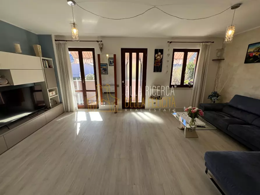 Immagine 12 di Villetta a schiera in vendita  in Via Resistenza 7 a Torrebelvicino