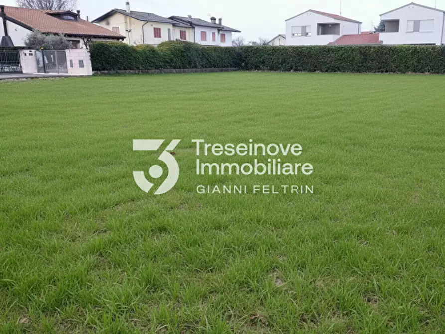 Immagine 6 di Terreno in vendita  in Via Quattro Novembre a Paese