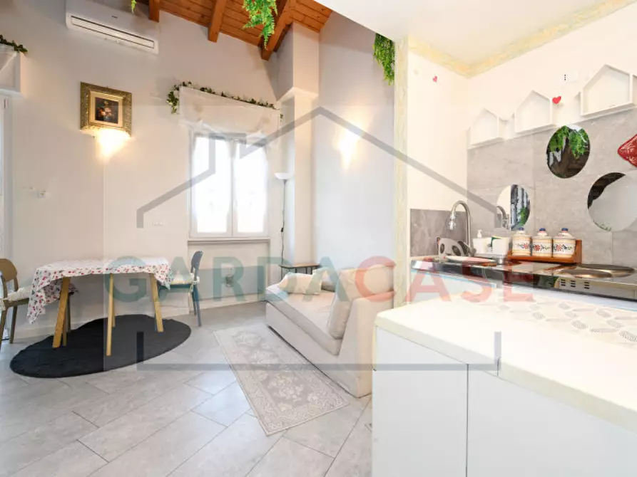 Immagine 5 di Appartamento in vendita  in Via Lamarmora a Sirmione