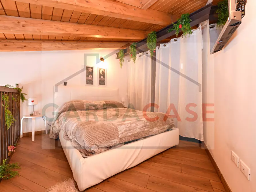 Immagine 11 di Appartamento in vendita  in Via Lamarmora a Sirmione