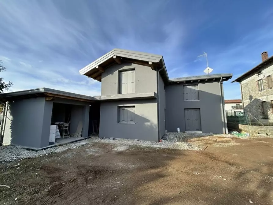 Immagine 6 di Villa in vendita  in Via Guglielmo Delser, 34 a Martignacco