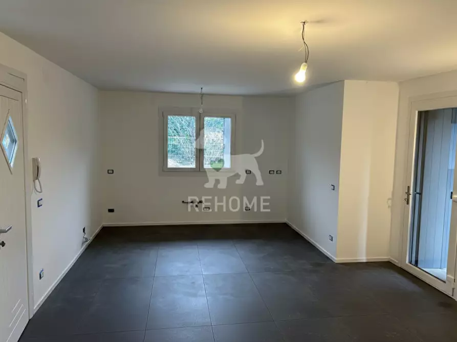 Immagine 8 di Villa in vendita  in Via Guglielmo Delser, 34 a Martignacco