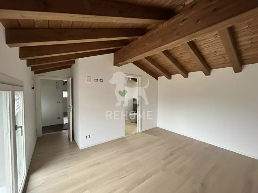 Immagine 12 di Villa in vendita  in Via Guglielmo Delser, 34 a Martignacco