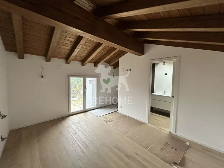 Immagine 13 di Villa in vendita  in Via Guglielmo Delser, 34 a Martignacco