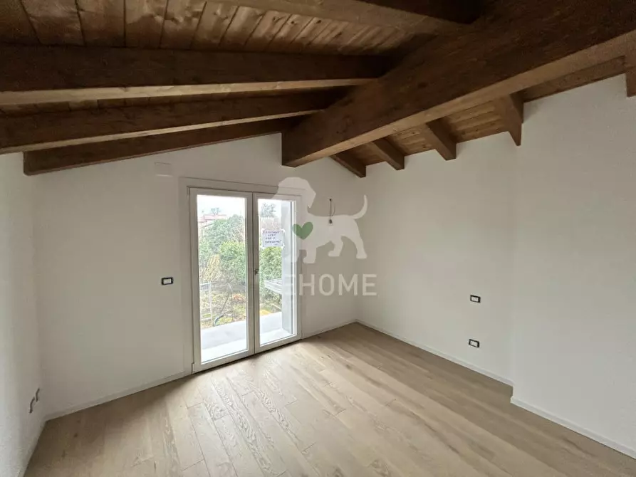 Immagine 13 di Villa in vendita  in Via Guglielmo Delser, 34 a Martignacco