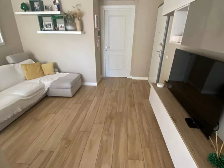 Immagine 4 di Appartamento in vendita  in Viale della Grande Muraglia 154 a Roma