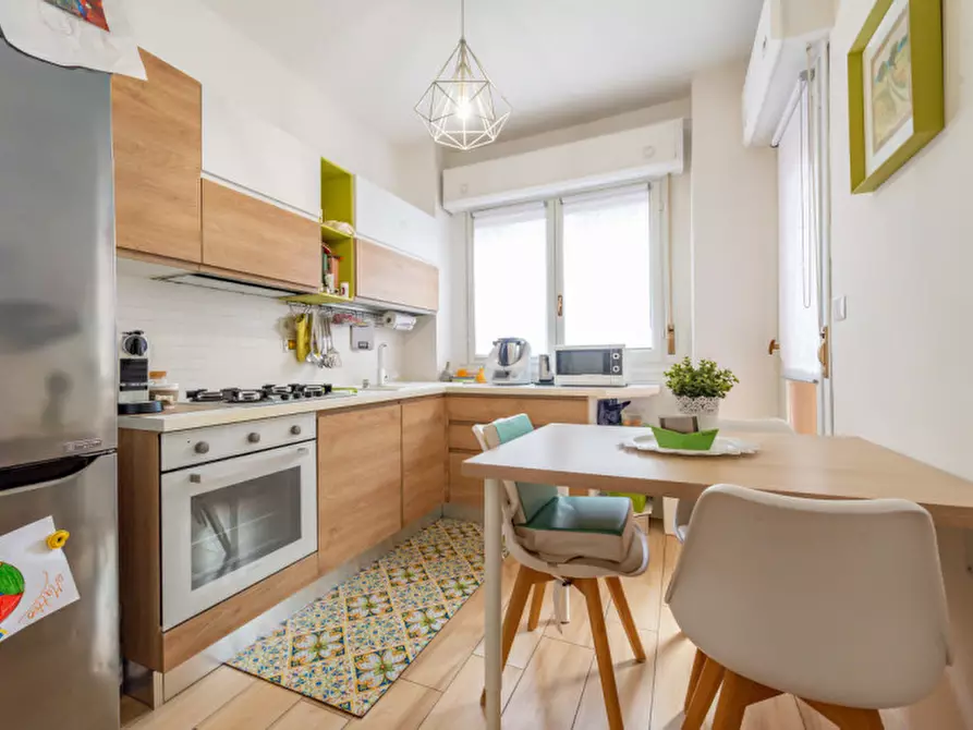 Immagine 6 di Appartamento in vendita  in Viale della Grande Muraglia 154 a Roma