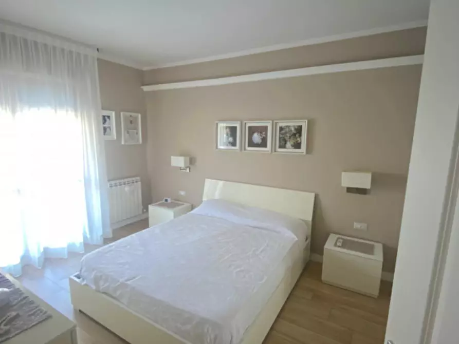 Immagine 7 di Appartamento in vendita  in Viale della Grande Muraglia 154 a Roma