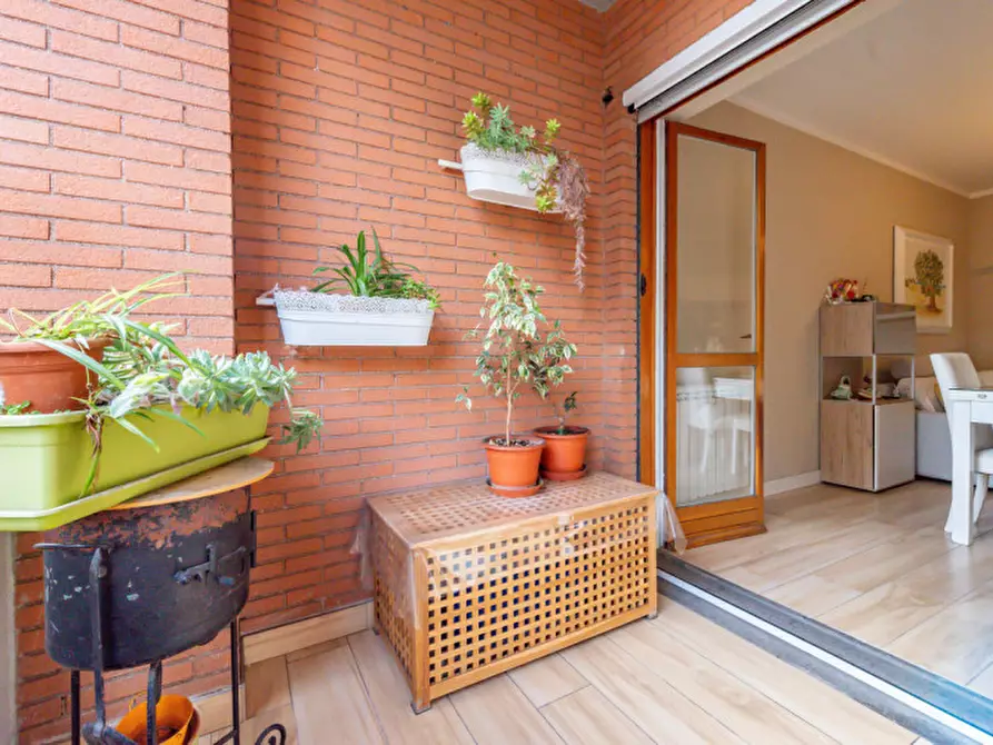 Immagine 11 di Appartamento in vendita  in Viale della Grande Muraglia 154 a Roma