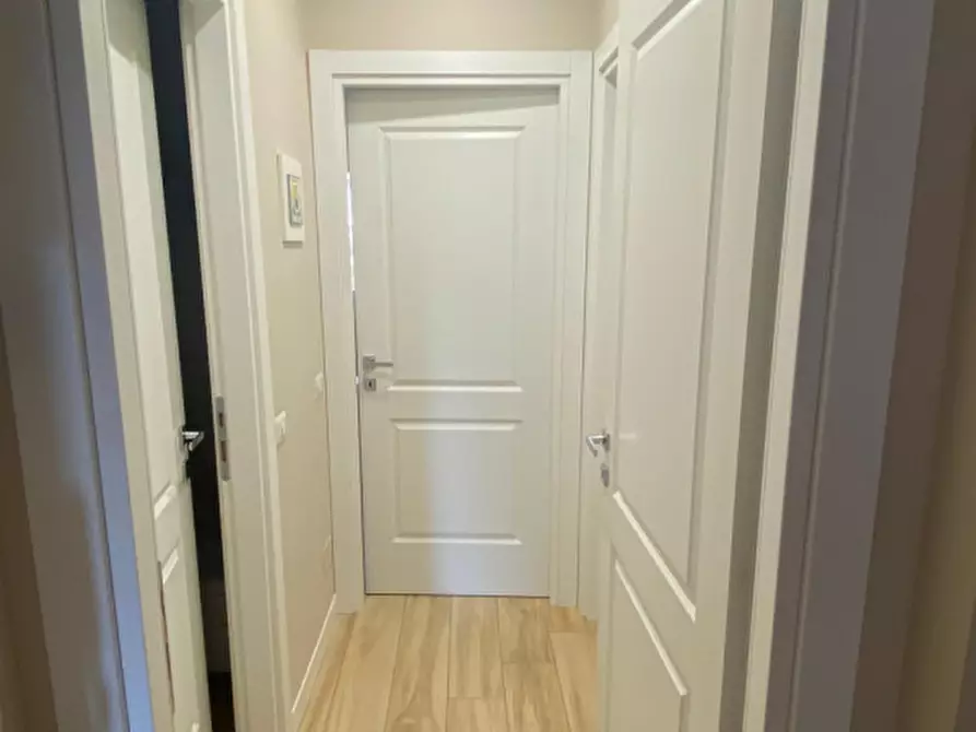 Immagine 11 di Appartamento in vendita  in Viale della Grande Muraglia 154 a Roma