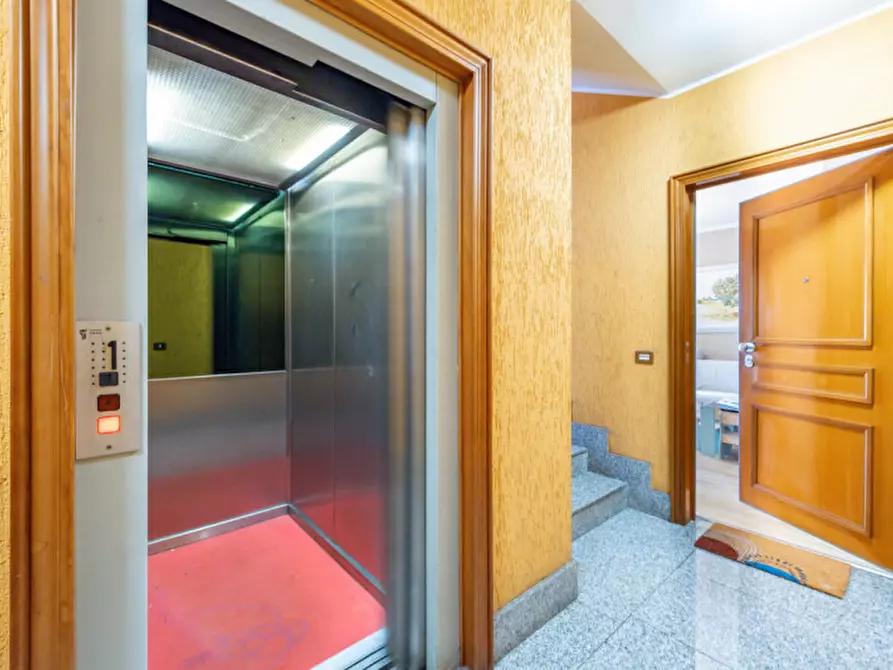 Immagine 28 di Appartamento in vendita  in Viale della Grande Muraglia 154 a Roma