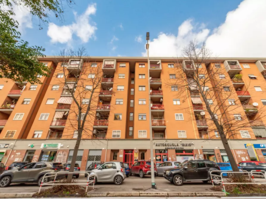 Immagine 33 di Appartamento in vendita  in Viale della Grande Muraglia 154 a Roma