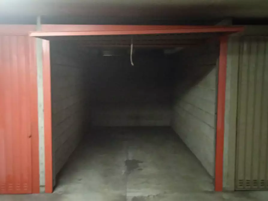 Immagine 4 di Garage in affitto  in Piazzale Europa, 2 a Gallarate