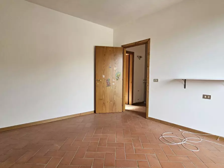 Immagine 9 di Appartamento in vendita  in Piazza Ario Dante Naldi a Carmignano