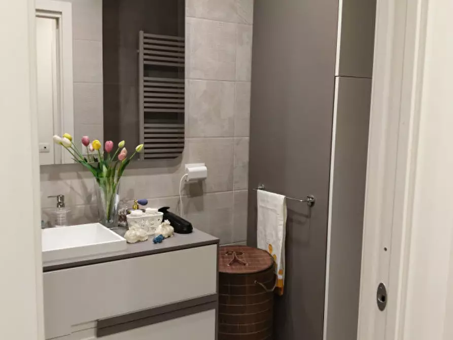 Immagine 7 di Appartamento in vendita  in Via Marchesella a Giugliano In Campania