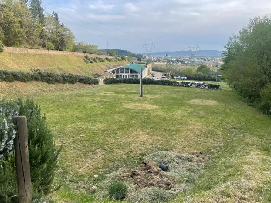 Immagine 15 di Attività commerciale in vendita  in VIA DEL COLLE a Calenzano