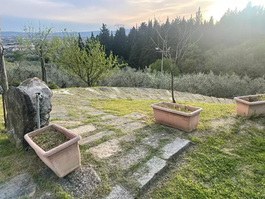 Immagine 19 di Attività commerciale in vendita  in VIA DEL COLLE a Calenzano