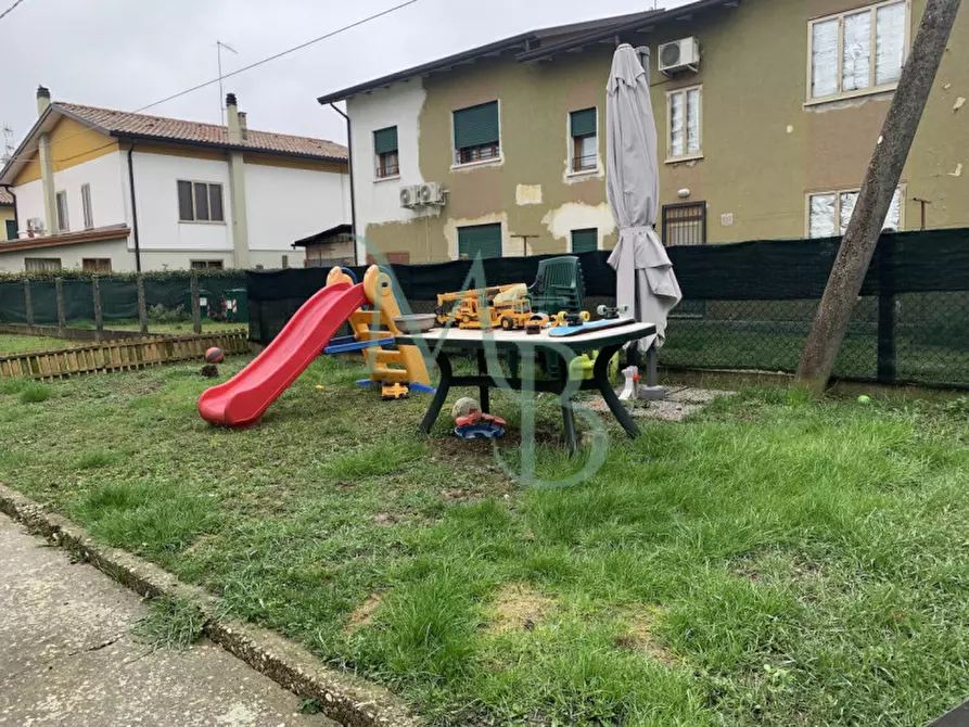 Immagine 27 di Appartamento in vendita  in Via Antonio Pacinotti a Mirano