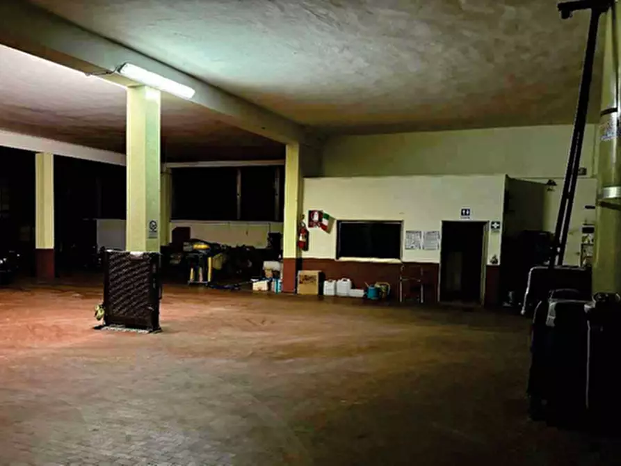 Immagine 9 di Capannone industriale in vendita  in Via Pastrengo 621 a Bussolengo