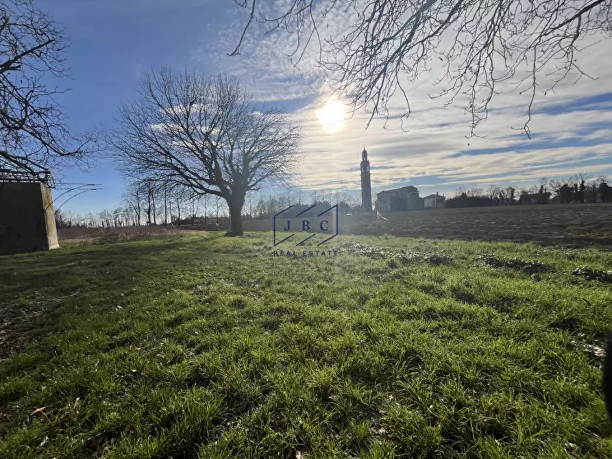 Immagine 3 di Rustico / casale in vendita  in Via Todaro a Ponte Di Piave