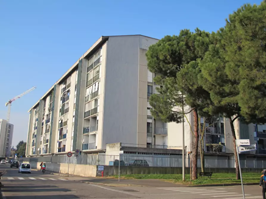 Immagine 1 di Appartamento in vendita  in Via Umberto Maddalena 7 a Verona