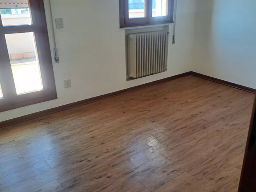 Immagine 17 di Attico in vendita  in Via Riviera del Brenta a Fiesso D'artico