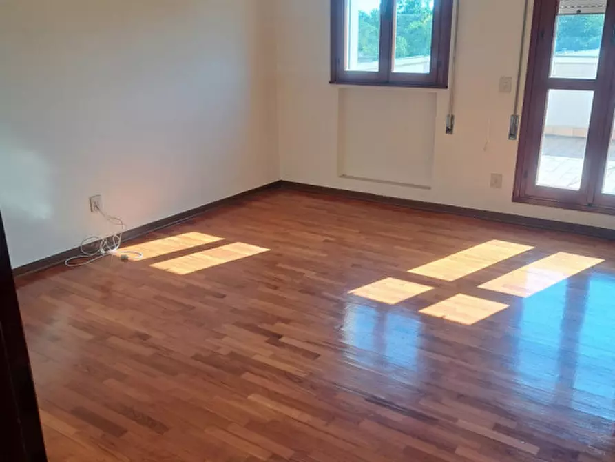 Immagine 21 di Attico in vendita  in Via Riviera del Brenta a Fiesso D'artico