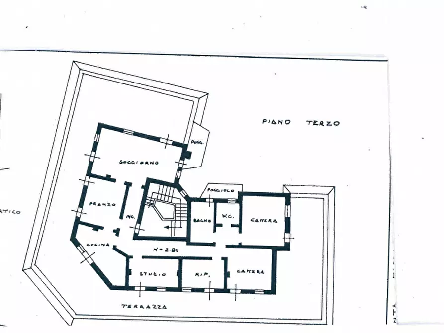 Immagine 2 di Attico in vendita  in Via Riviera del Brenta a Fiesso D'artico