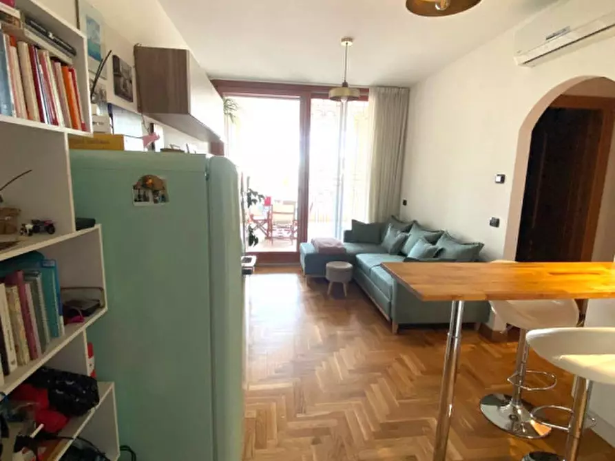 Immagine 8 di Appartamento in vendita  in VIA RIVA LIGURE a Roma