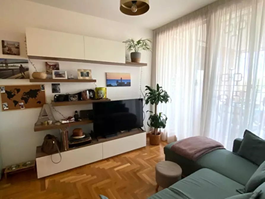 Immagine 11 di Appartamento in vendita  in VIA RIVA LIGURE a Roma