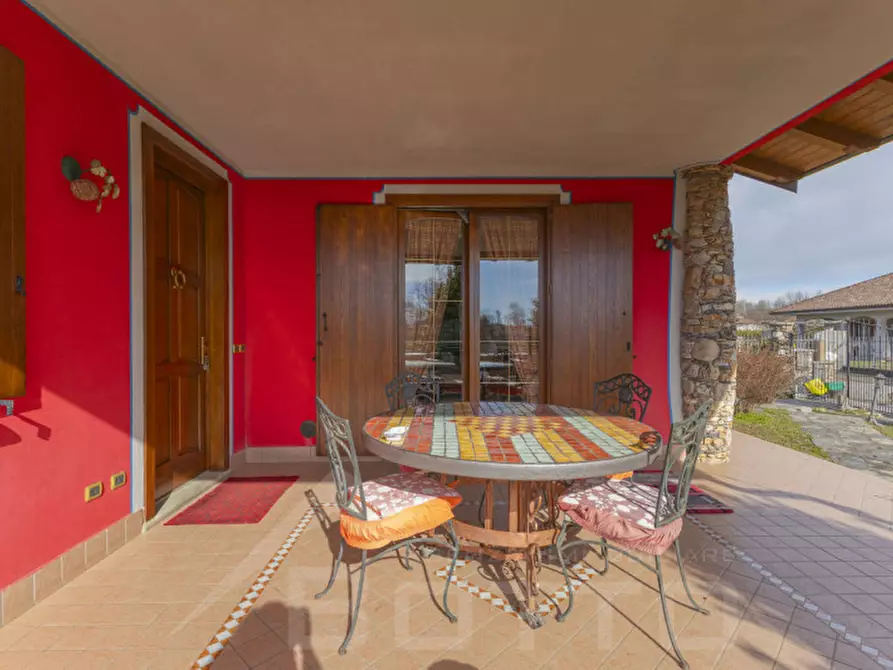 Immagine 2 di Casa bifamiliare in vendita  in via san giorgio 22 a Cureggio