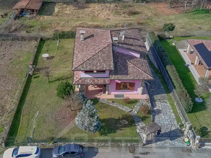 Immagine 3 di Casa bifamiliare in vendita  in via san giorgio 22 a Cureggio