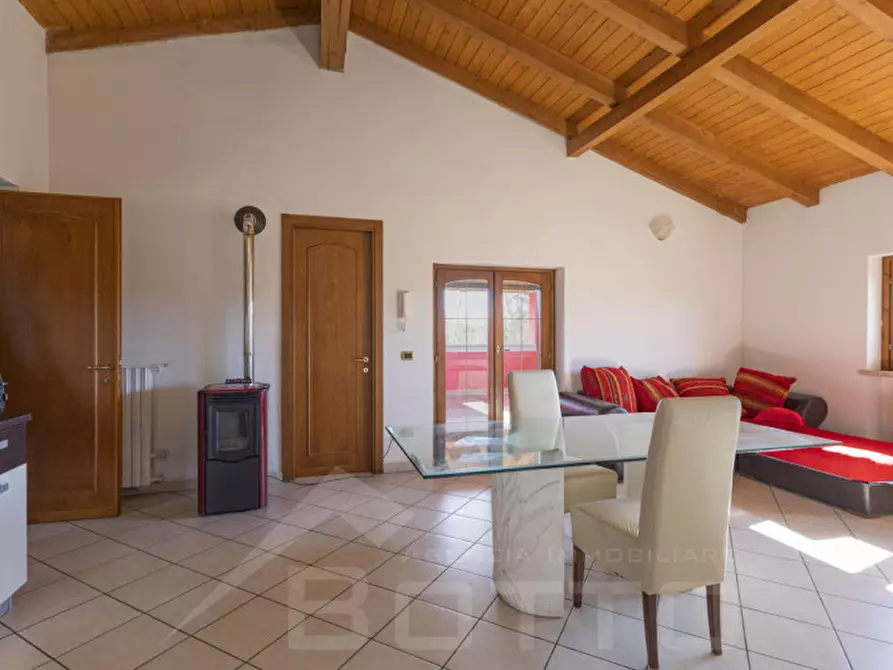 Immagine 14 di Casa bifamiliare in vendita  in via san giorgio 22 a Cureggio