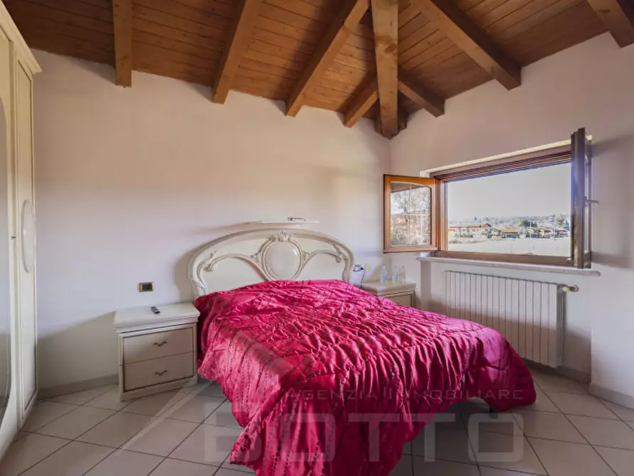 Immagine 17 di Casa bifamiliare in vendita  in via san giorgio 22 a Cureggio