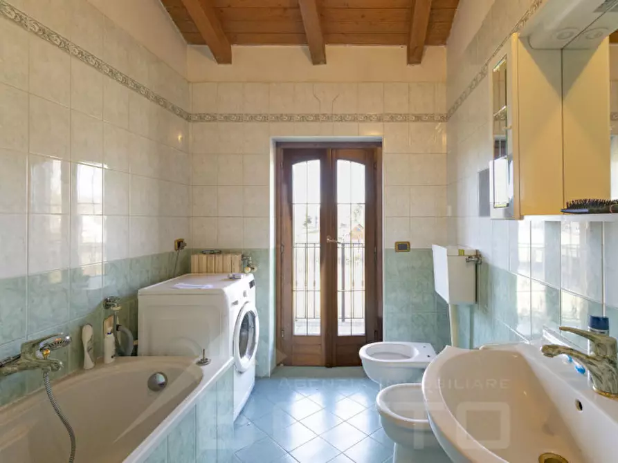 Immagine 18 di Casa bifamiliare in vendita  in via san giorgio 22 a Cureggio