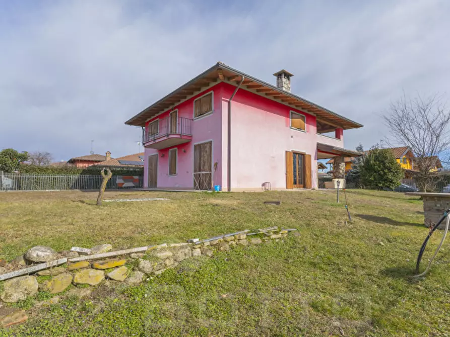 Immagine 27 di Casa bifamiliare in vendita  in via san giorgio 22 a Cureggio